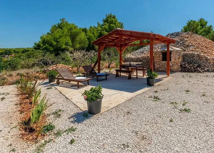 Dada 빌라 수페타르